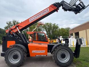 2023 JLG 12054