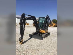 2023 John Deere 35 P