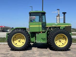 John Deere 8630