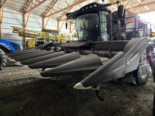 2022 Gleaner 3308C