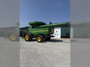 2019 John Deere S780