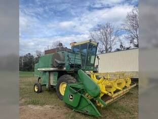70 John Deere 4400