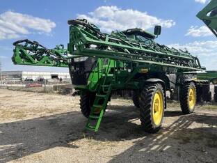 John Deere 412R