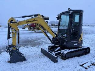 2023 New Holland E30C