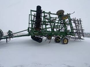 2011 John Deere 2310