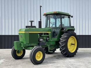 1976 John Deere 4230