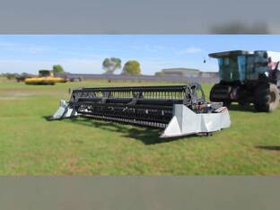 1991 Gleaner 320 20'