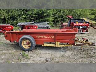 1975 New Holland 518