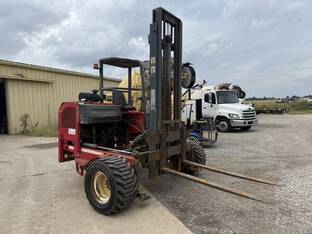 2006 Moffet M5500