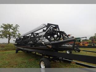 2011 MacDon Industries FD70