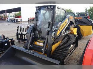 2025 New Holland C337