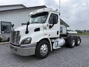 2018 Freightliner CASCADIA 113