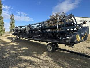 2018 MacDon Industries FD135