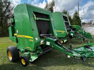 2011 John Deere 458