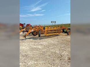 Vermeer Mfg. Co. R2300