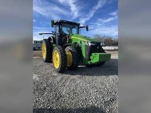 2025 John Deere 8R 370