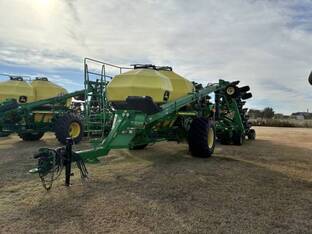 2014 John Deere 1890