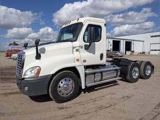 2014 Freightliner CASCADIA 125