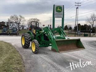 2016 John Deere 5065E