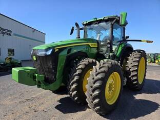 2022 John Deere 8R 280
