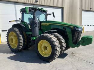 2022 John Deere 8R 370