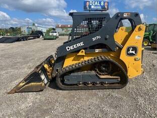 2022 John Deere 317G