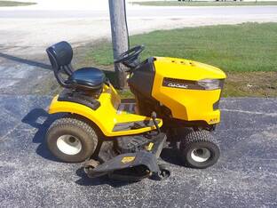 2015 Cub Cadet XT1 LT54