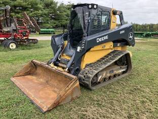 2021 John Deere 333G