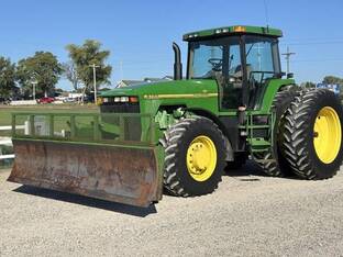 1995 John Deere 8200
