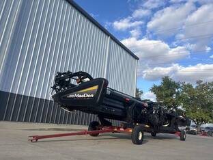 2008 MacDon Industries FD70