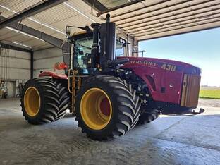 2023 Versatile 430