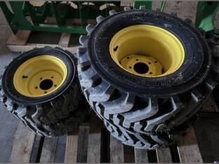 2025 John Deere 26x12-12