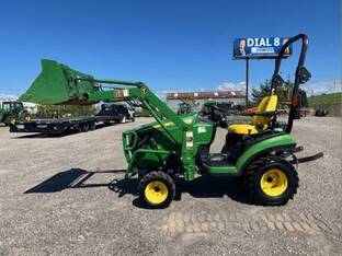 2013 John Deere 1025R