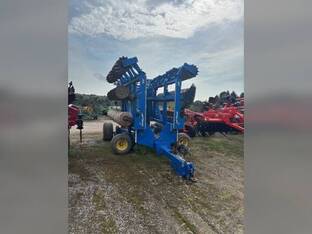 2016 Landoll 7832-35