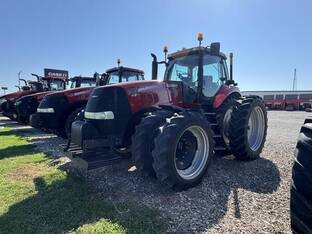 2010 Case IH Magnum 305