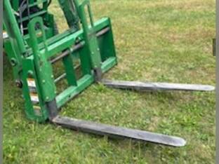 John Deere PALLET FORKS