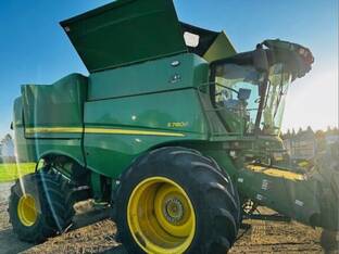 2022 John Deere S780