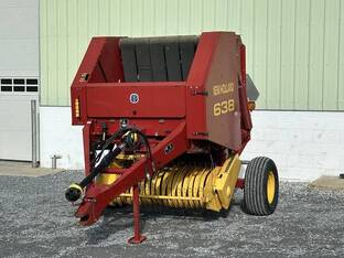 2001 New Holland 638