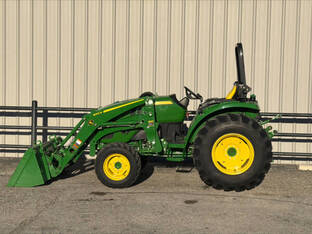 2022 John Deere 4052M