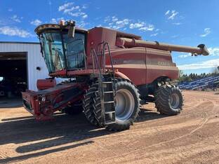 2015 Case IH 8240