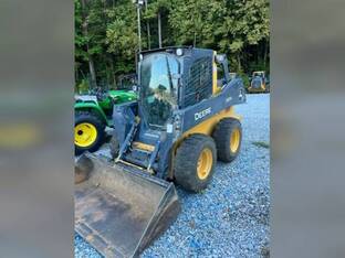 2023 John Deere 320G