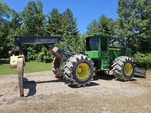 2019 John Deere 648L