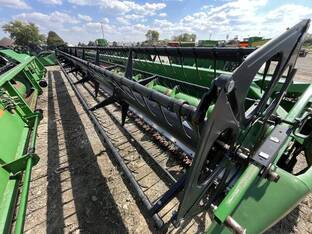 2016 John Deere 635F