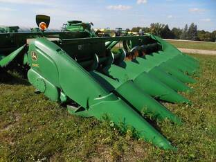 2015 John Deere 608C