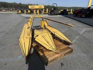 1994 New Holland 824