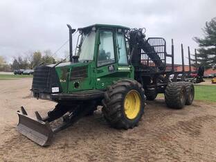 John Deere 1110D