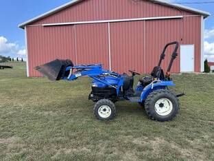 2003 New Holland TC24D