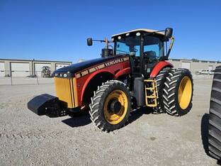 2013 Versatile 260