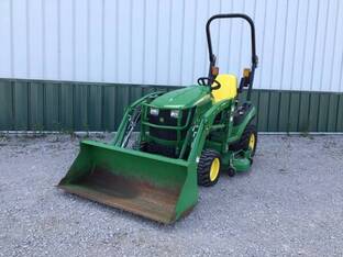 2018 John Deere 1025R
