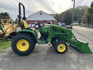 2025 John Deere 3033R